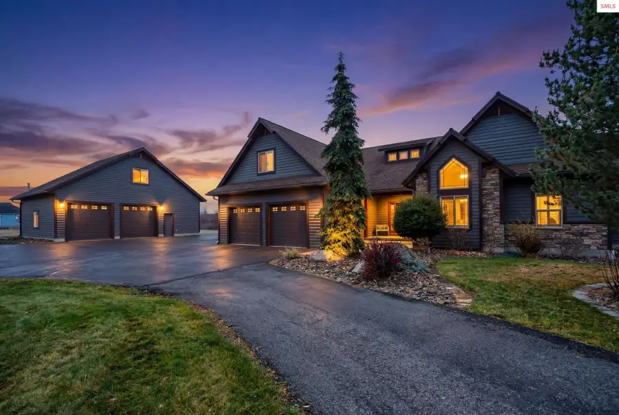 203 Comeback Bay Ln, Sagle, ID 83860 - Image #2