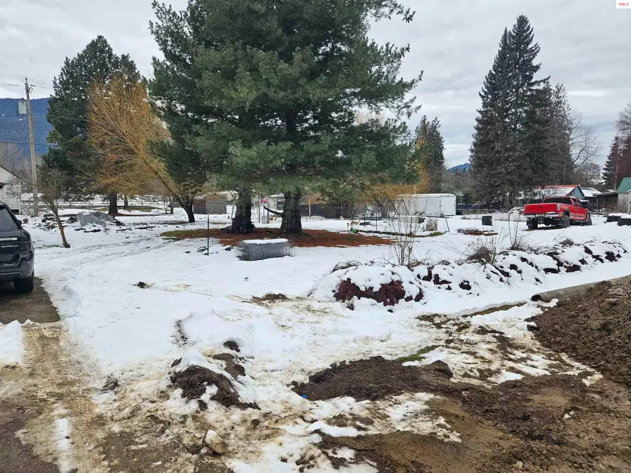 318 E 3rd Ave, Clark Fork, ID 83811 - Image #2