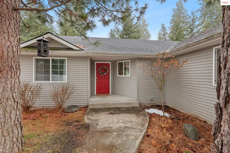 31610 N Stilson Ave, Spirit Lake, ID 83869 - Image #3