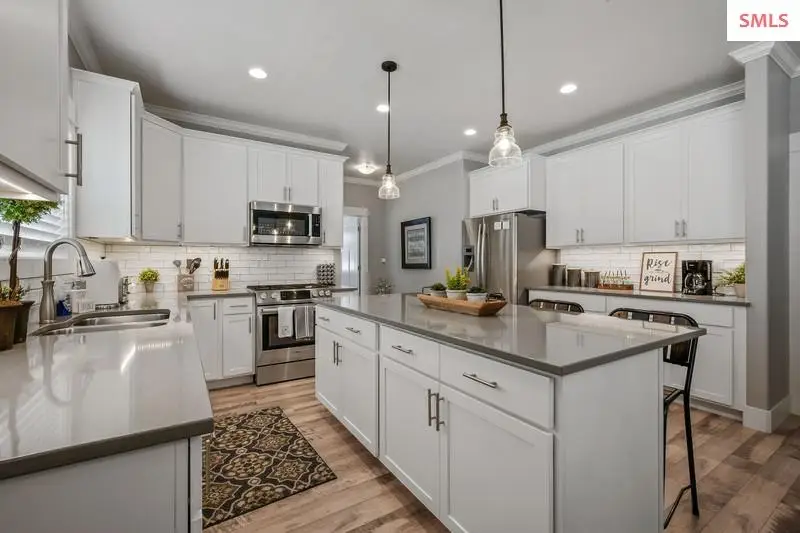 410 S 18th Street, Coeur Dalene, ID 83814 - #2