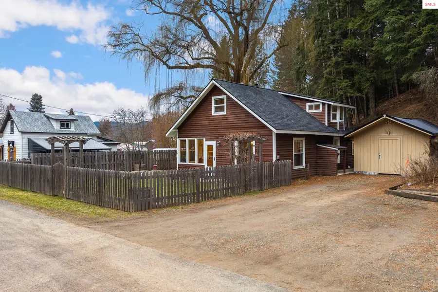 6885 Hazel St, Bonners Ferry, ID 83805 - Image #2