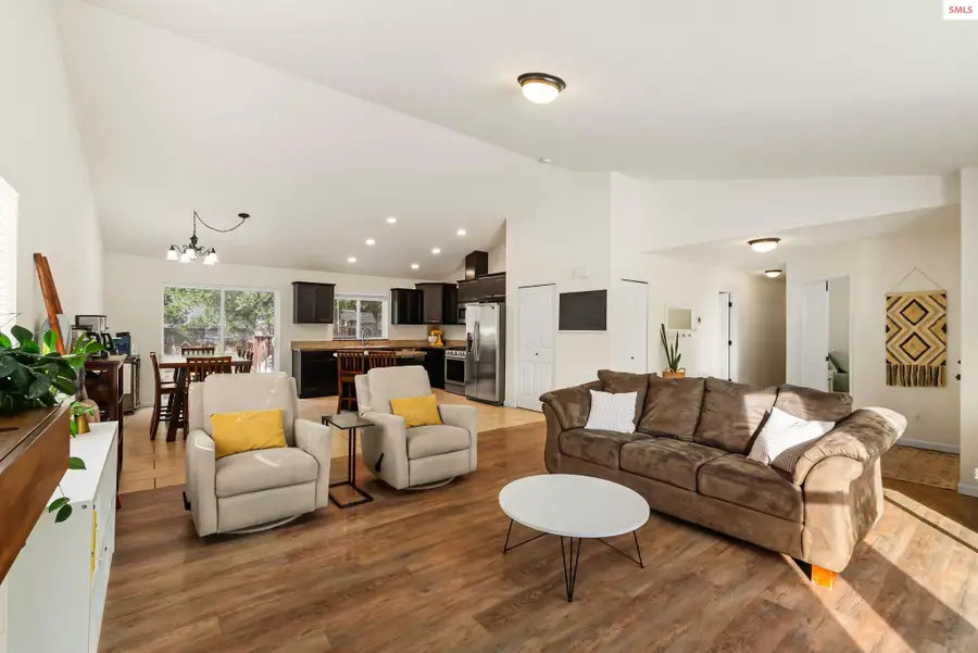 102 Park Ln, Sandpoint, ID 83864 - Image #3