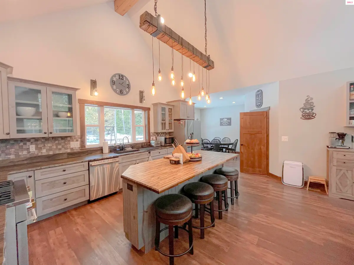 186 Coyote Trail, Sandpoint, ID 83864 - Image #1