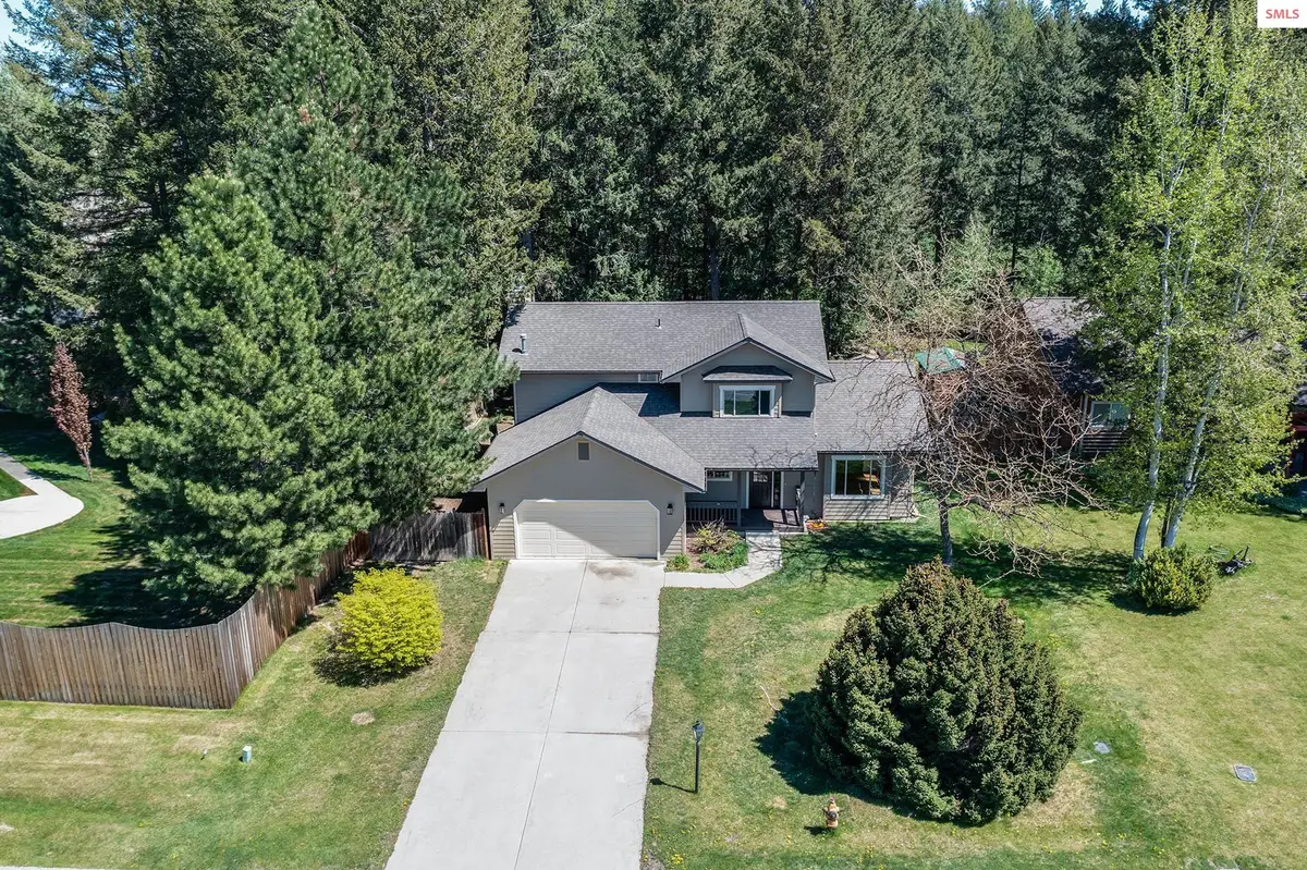 425 S Lincoln Ave, Sandpoint, ID 83864 - #1