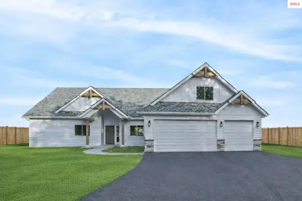 10104 N Hubble Street, Hayden, ID 83835