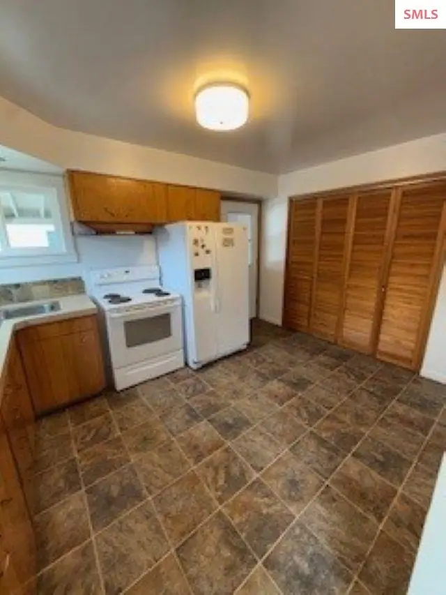 218 S 2nd Ave, Sandpoint, ID 83864 - #3