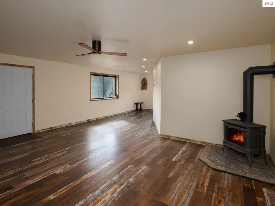 49 Zig Zag Way, Spirit Lake Athol, ID 83805 - #3