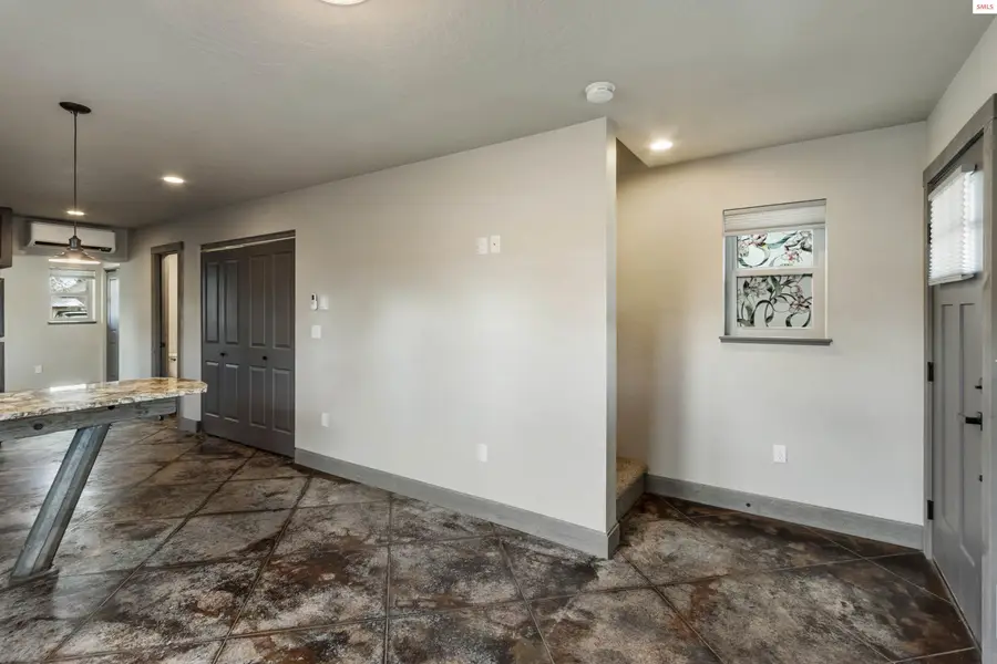 1107 Spruce St, Sandpoint, ID 83864 - #3