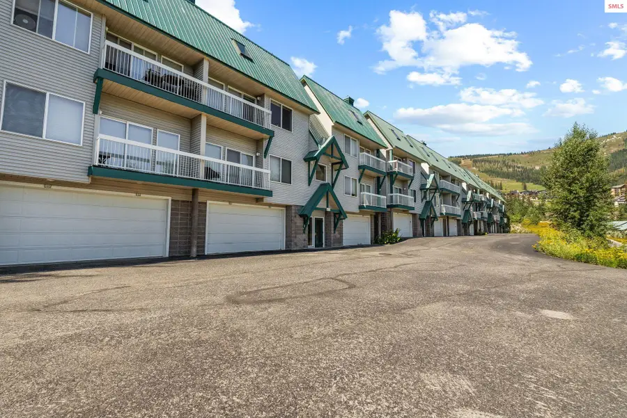 87 Cornice Ct. Unit #204, Sandpoint, ID 83864 - #2