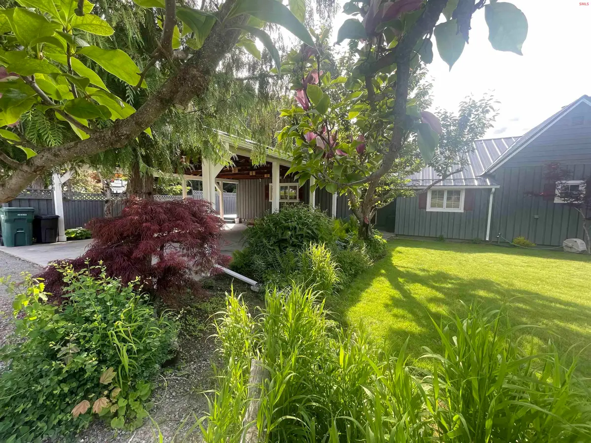7042 Oak St., Bonners Ferry, ID 83805 - #1