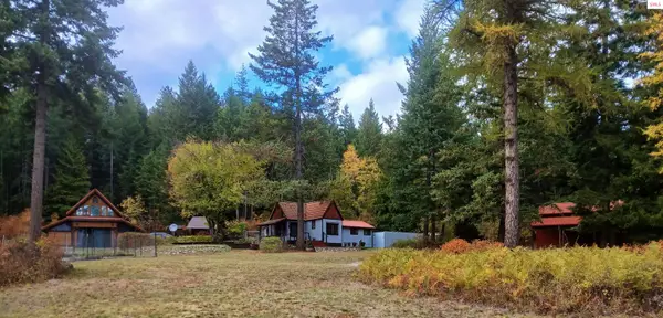 443 Stenna Dr., Sagle, ID 83860