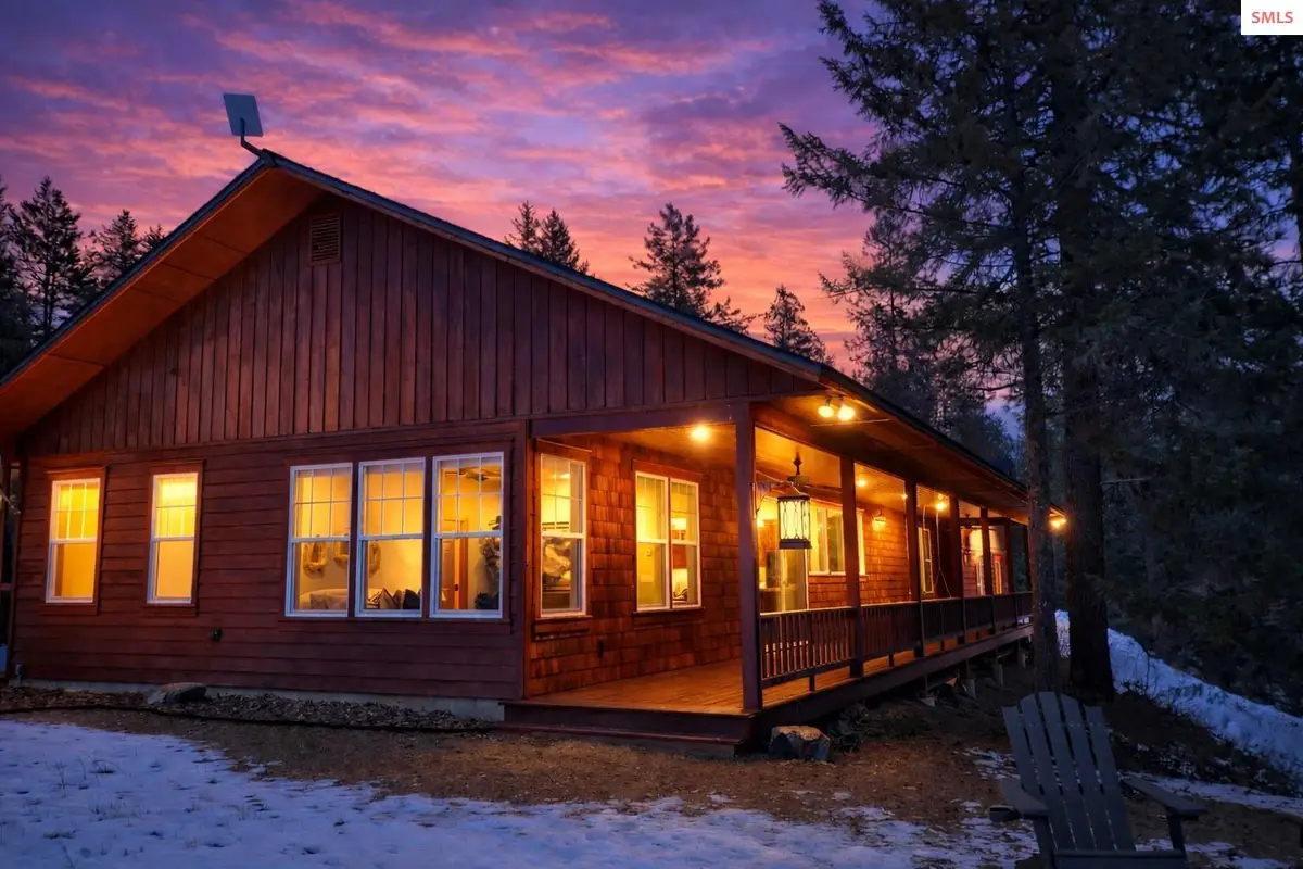 672 Hopkins Rd, Sandpoint, ID 83864 - #1