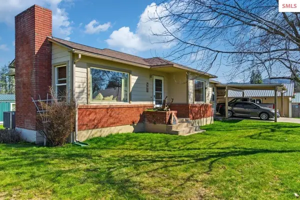 271 3rd, Priest River, ID 83856