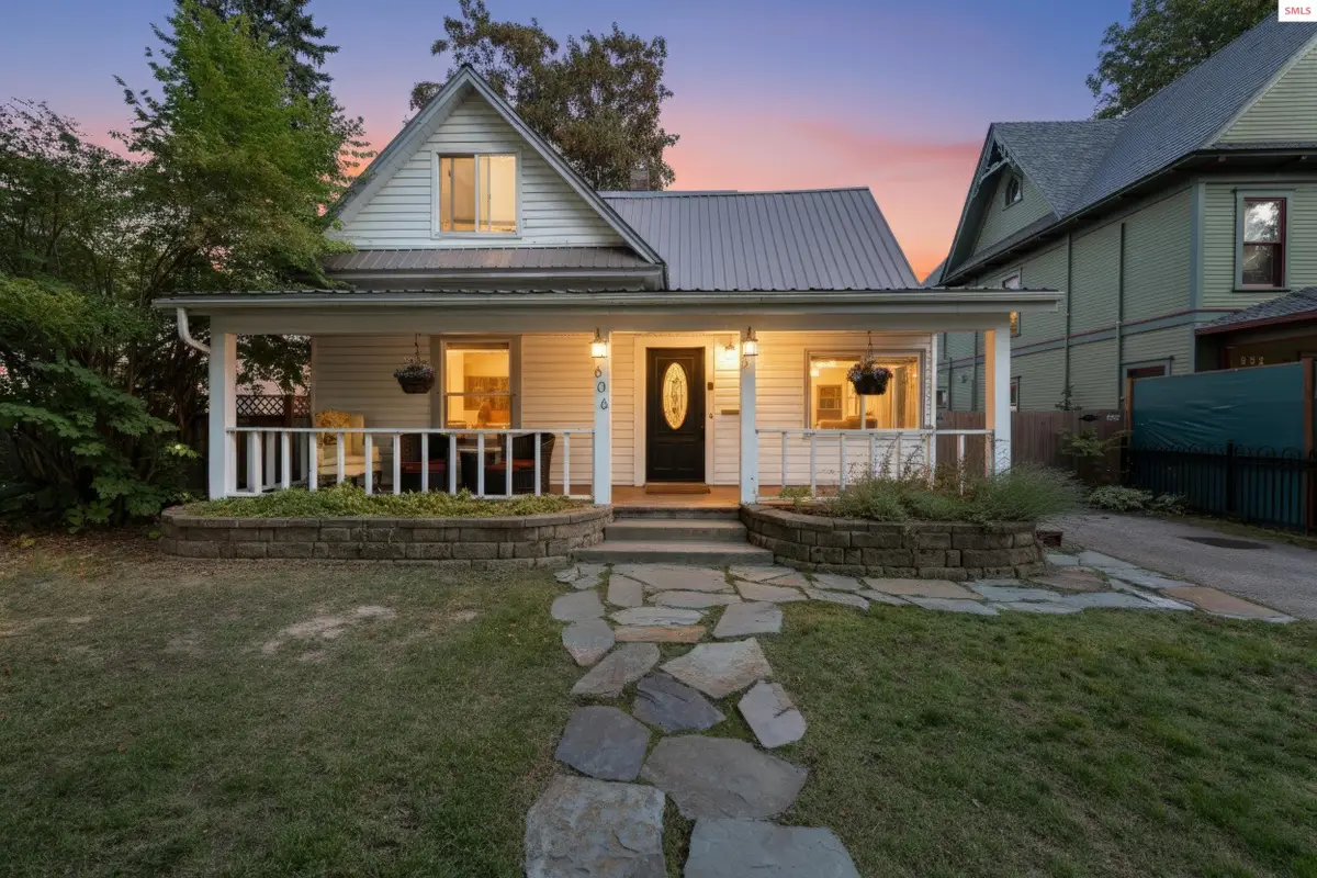 606 N 4th Ave, Sandpoint, ID 83864 - #1