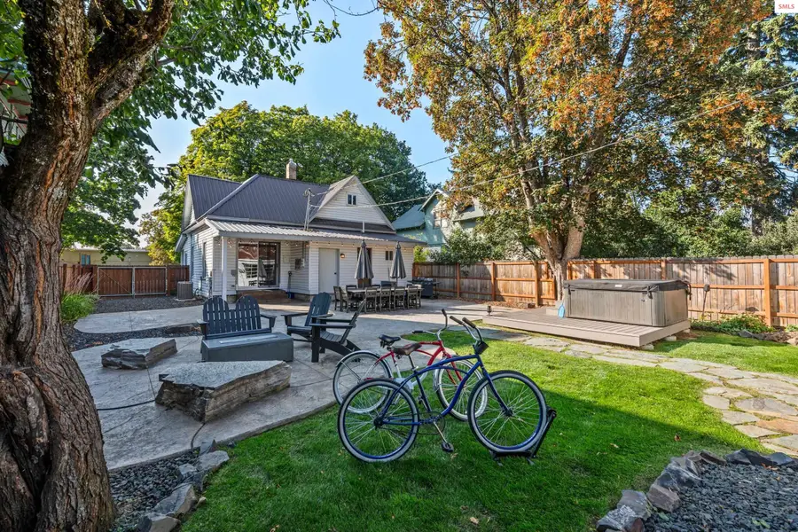 606 N 4th Ave, Sandpoint, ID 83864 - #3