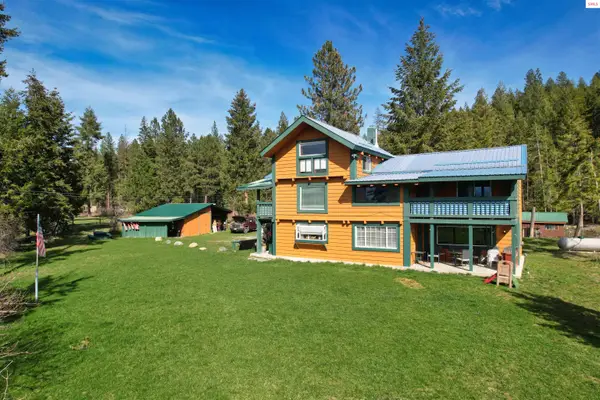260 Rustic Lane, Bonners Ferry, ID 83805