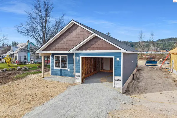 368 Old Diamond Mill Loop, Oldtown, ID 83822