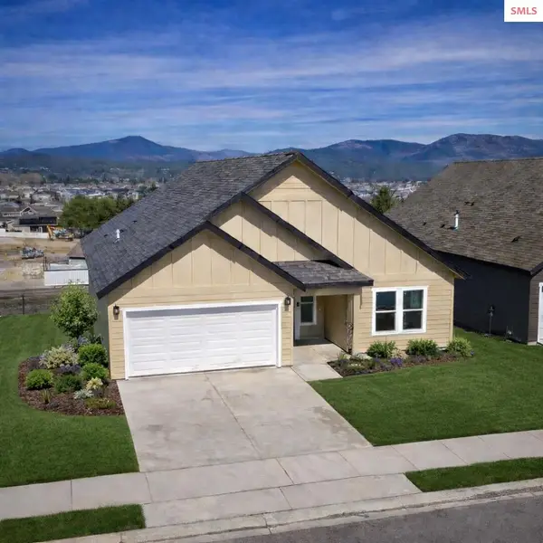 3606 N Blaze Loop, Post Falls, ID 83854