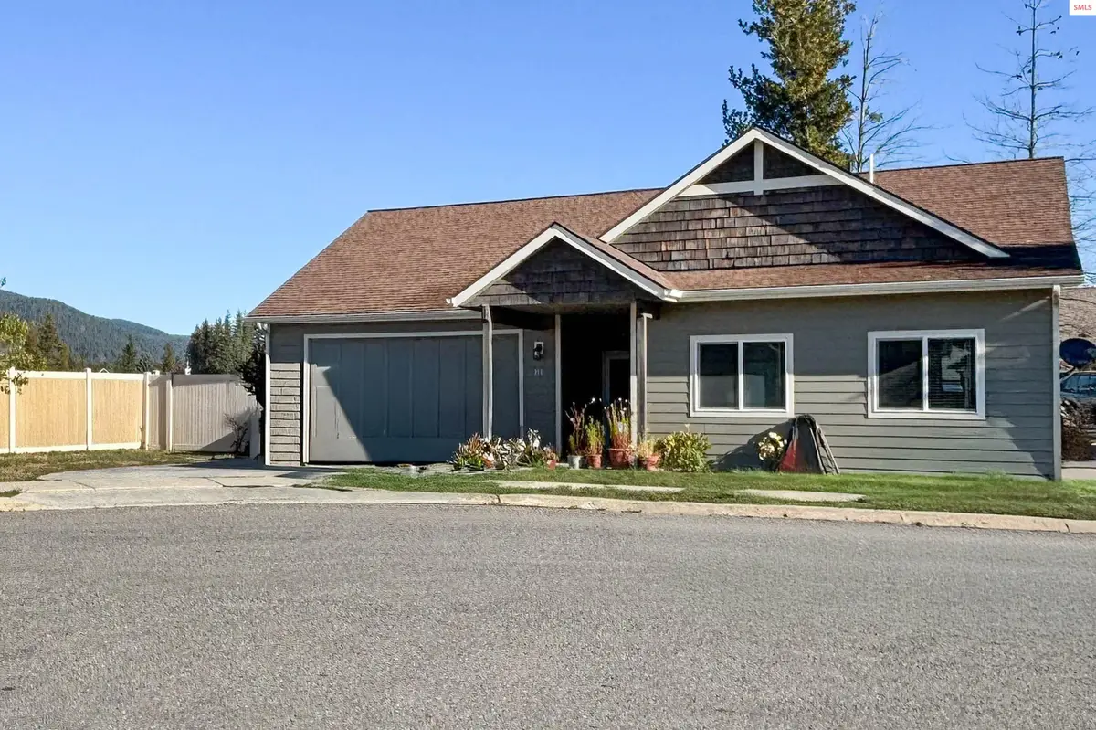 318 Creekview Ct, Sandpoint, ID 83864 - #1