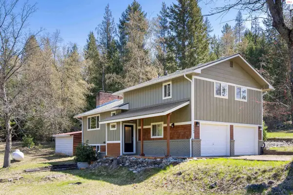1169 Algoma Spur, Sagle, ID 83860