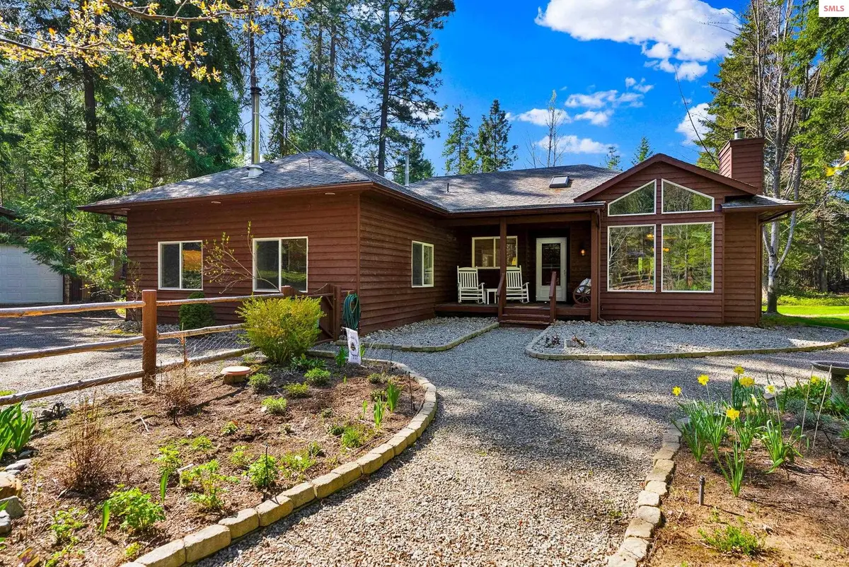 160 Syringa, Bonners Ferry, ID 83805 - #1