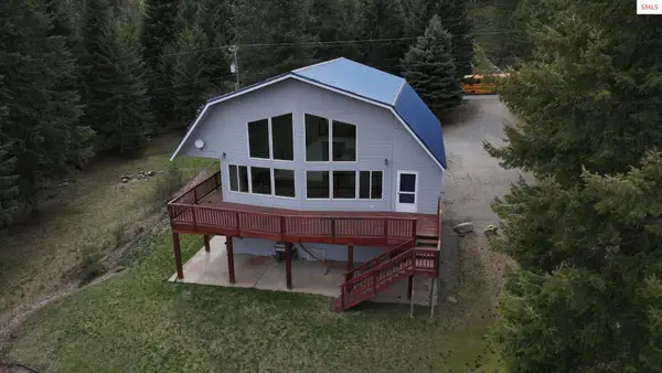6101 Bottle Bay Road, Sagle, ID 83860