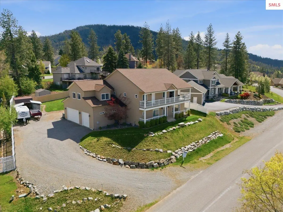 2010 E Grandview Dr, Coeur Dalene, ID 83815 - #1