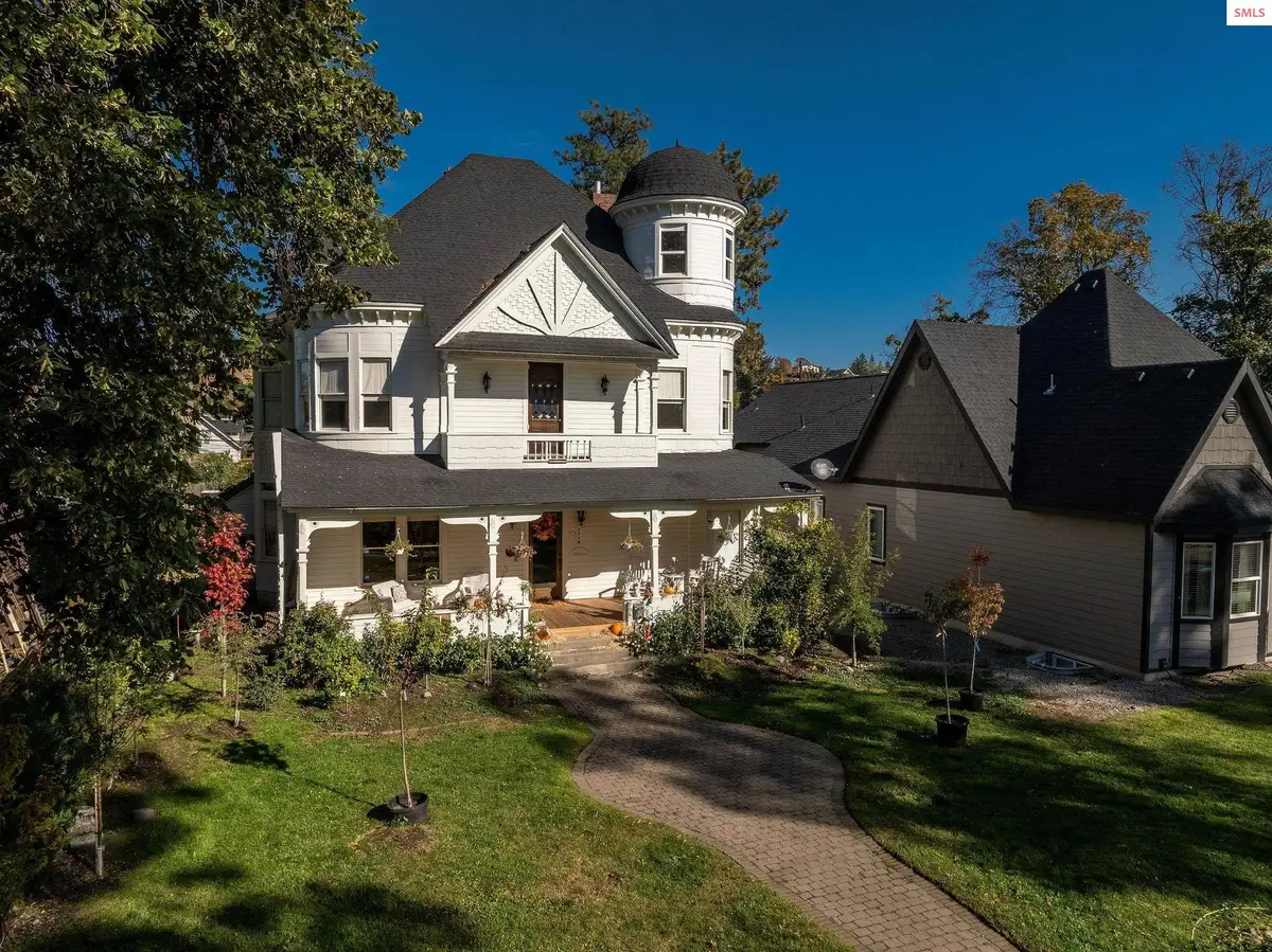 908 W Frederick Ave, Spokane, WA 99205 - #1