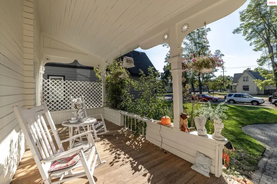 908 W Frederick Ave, Spokane, WA 99205 - #3