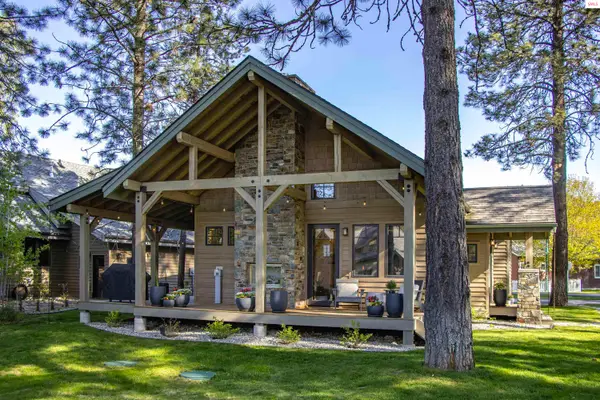 502 Hornby Place, Dover, ID 83825