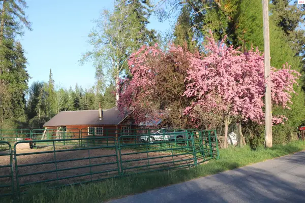245 Talache Rd, Sagle, ID 83860