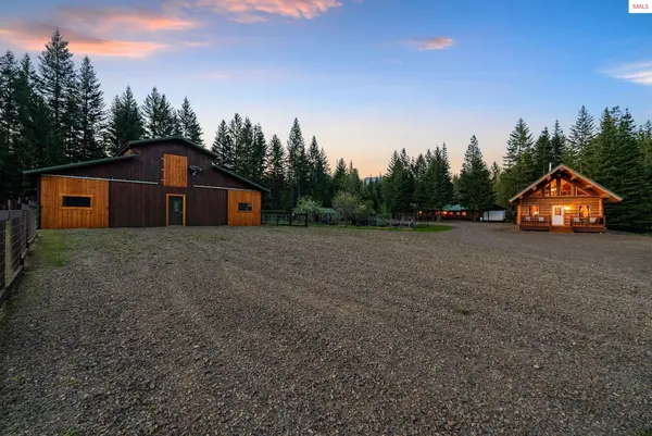 6693 River Rd, Clark Fork, ID 83811