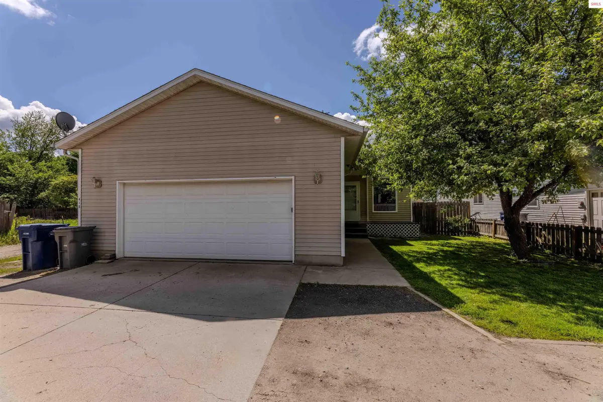 418 N Division Ave, Sandpoint, ID 83864 - #1