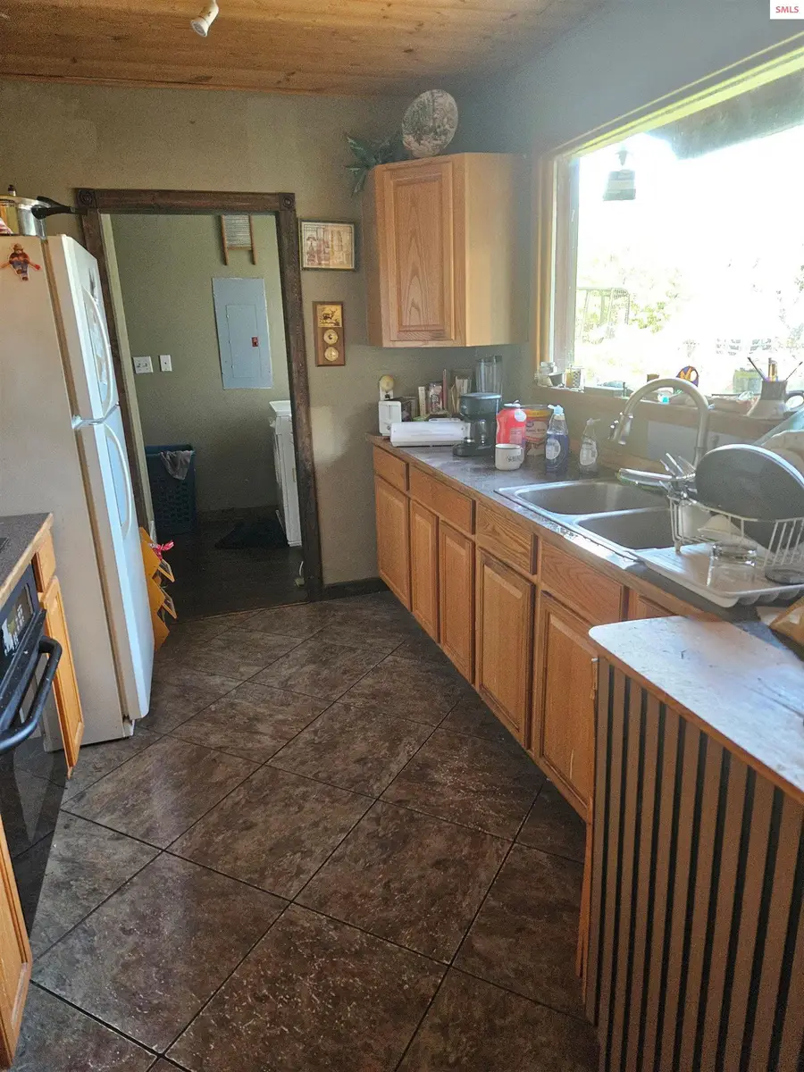 108 W 3rd Avenue, Clark Fork, ID 83811 - #2
