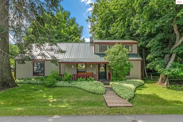 213 W 5th Ave, Clark Fork, ID 83811