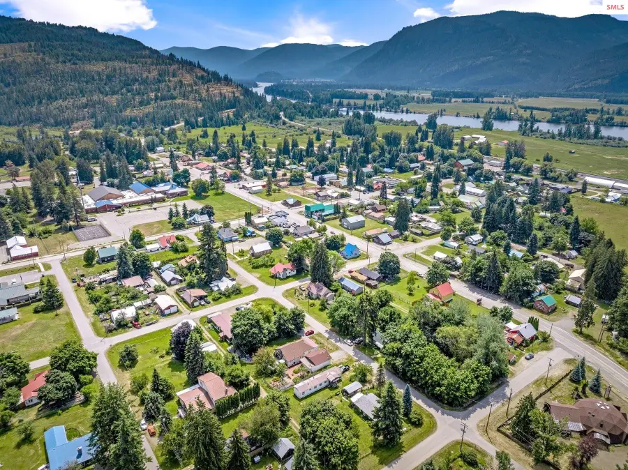 213 W 5th Ave, Clark Fork, ID 83811 - #2