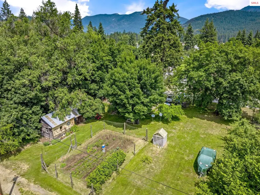 213 W 5th Ave, Clark Fork, ID 83811 - #3