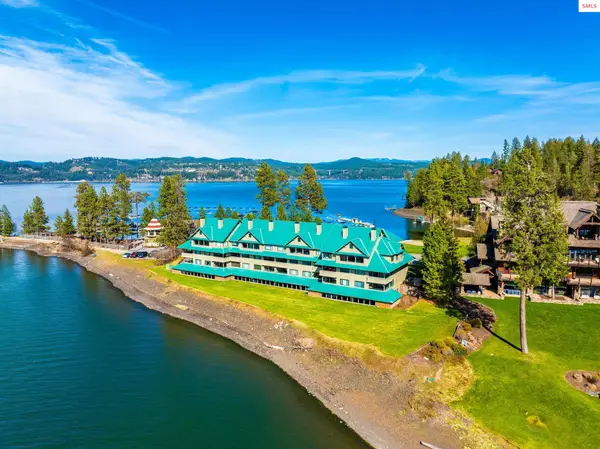 4549 S Arrow Point Dr. #207, Harrison, ID 83833