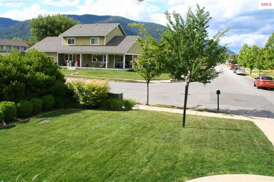 1601 Sequoia St, Sandpoint, ID 83864 - #3