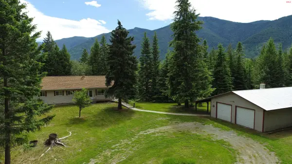 3228 Kootenai Trail Rd, Bonners Ferry, ID 83805