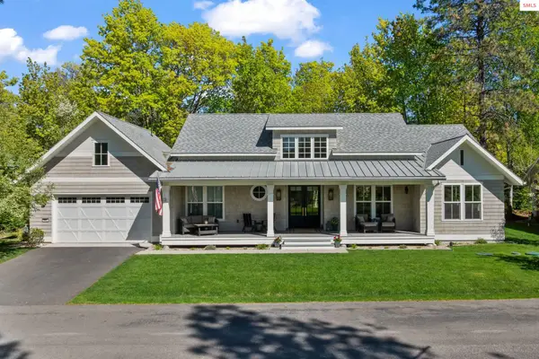 306 Eskridge Place, Dover, ID 83825