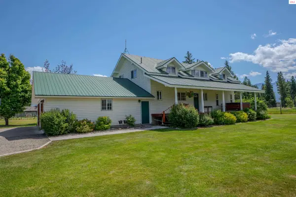 101 Zimmerman Rd, Moyie Springs, ID 83845