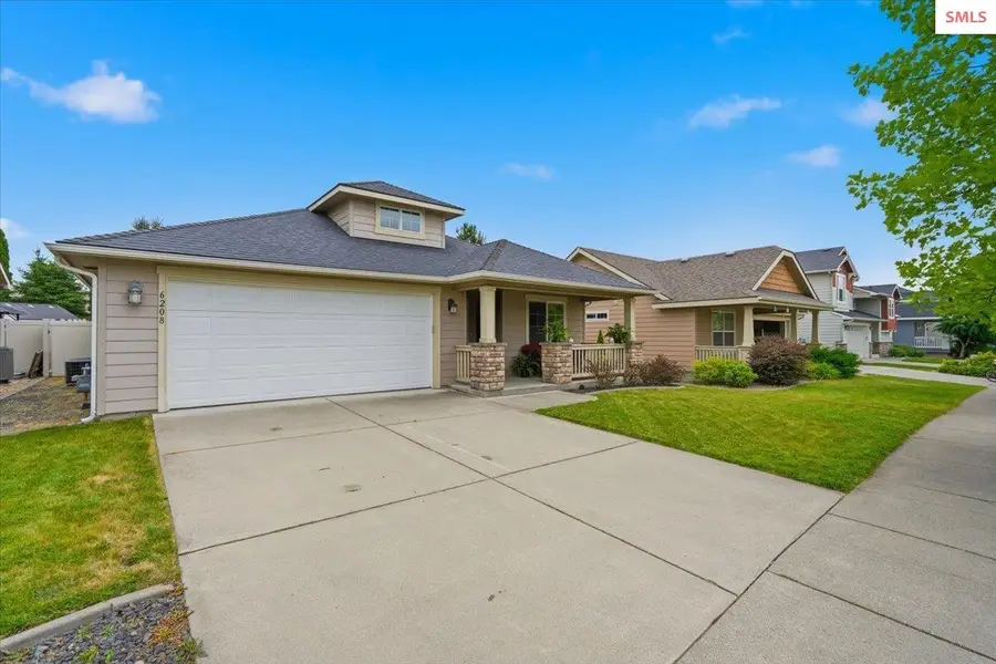 6208 N Cornwall Street, Coeur Dalene, ID 83815 - #2