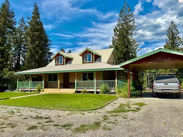 680 Songbird Lane, Bonners Ferry, ID 83805