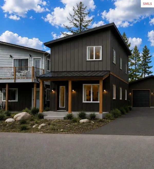 140 Carnelian Ave, Ponderay, ID 83852