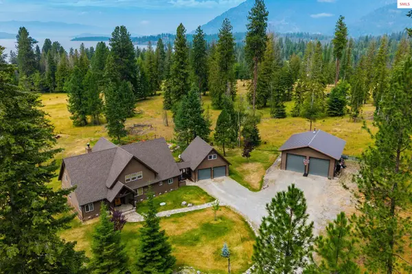 235 Kiebert Loop, Hope, ID 83836