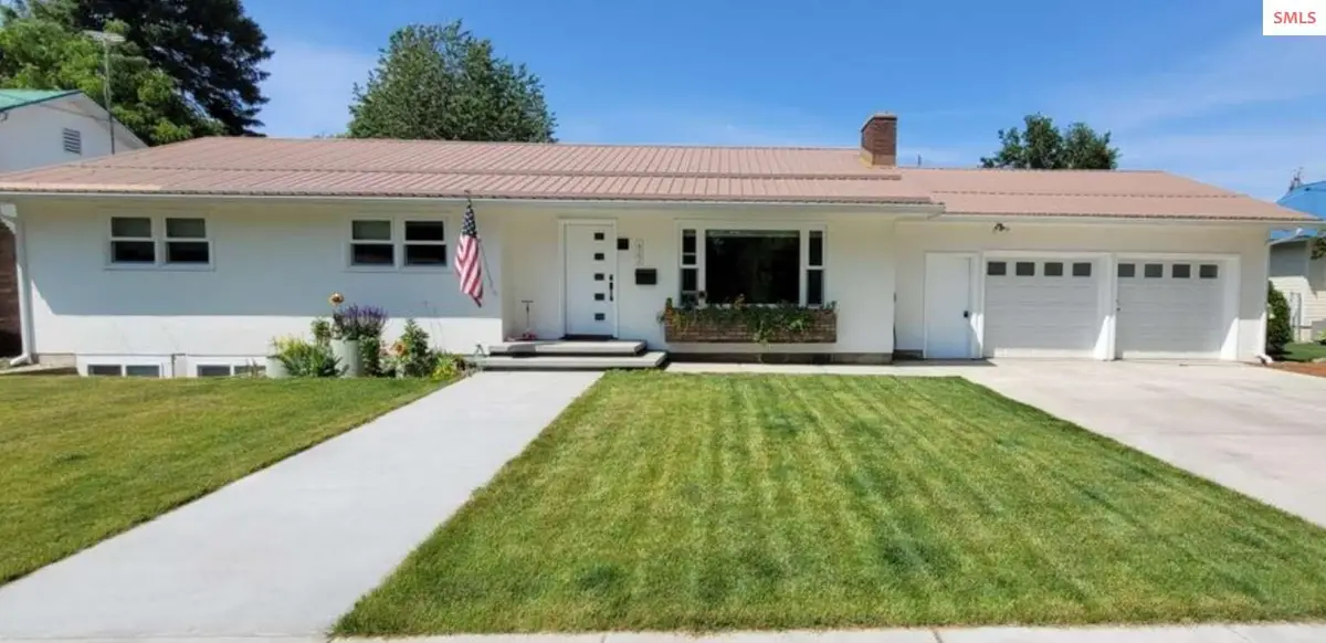 422 Antone St, Sandpoint, ID 83864 - #1