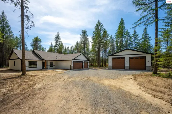 80 Carbonate Ln, Oldtown, ID 83822
