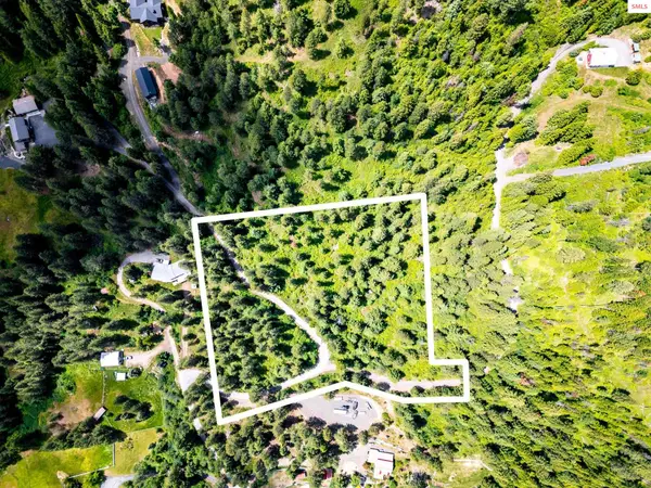 NNA W Sausser Dr, Coeur d'Alene, ID 83814