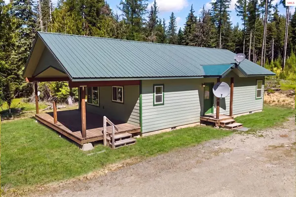 273 Flume Creek Rd, Sandpoint, ID 83864